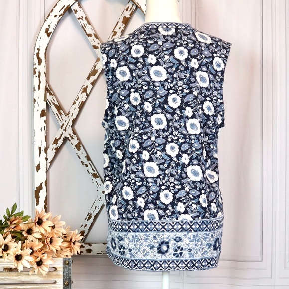 Lucky Brand. Sleeveless blouse. - Picture 2 of 5